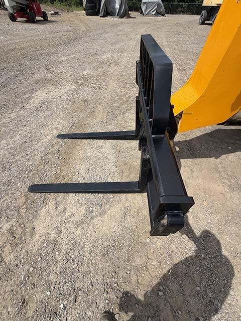 2019 JCB 507-42-33