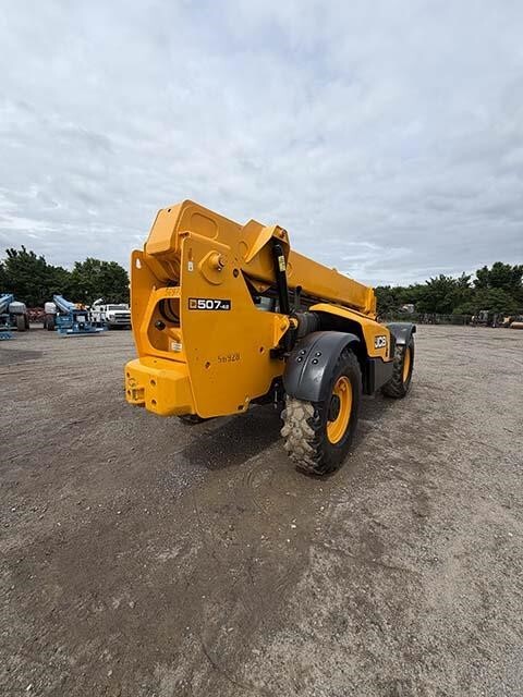 2019 JCB 507-42-4