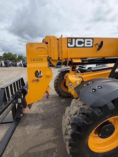 2019 JCB 507-42-32