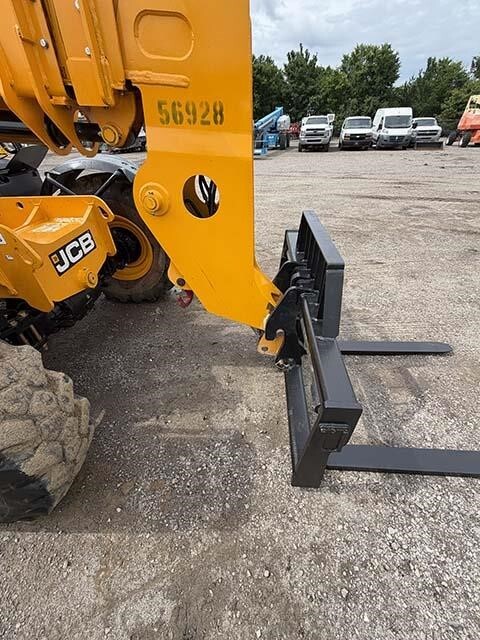 2019 JCB 507-42-38