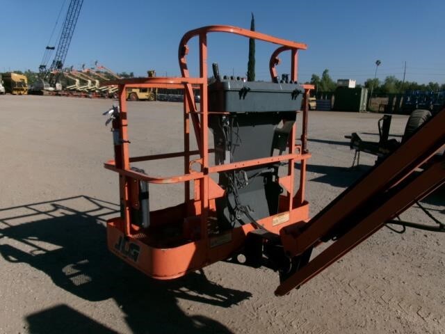 2018 JLG 340AJ-12