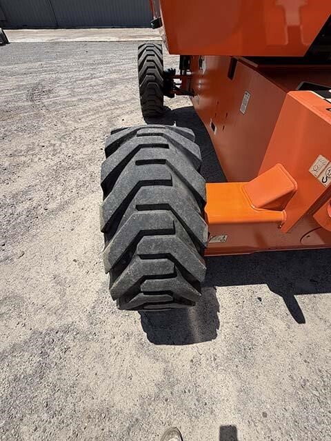 2020 JLG 860SJ-21
