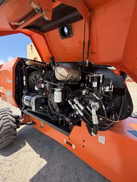 2020 JLG 860SJ-25