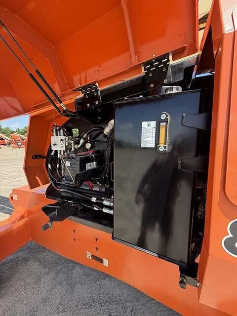 2020 JLG 860SJ-27