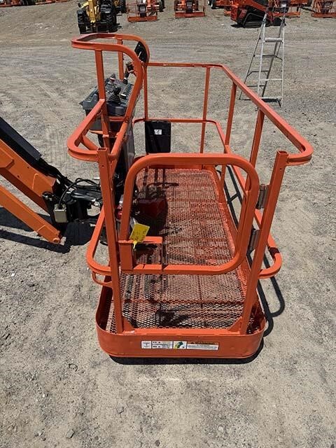 2020 JLG 860SJ-41