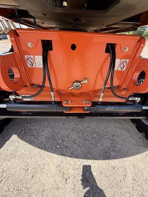 2020 JLG 860SJ-46