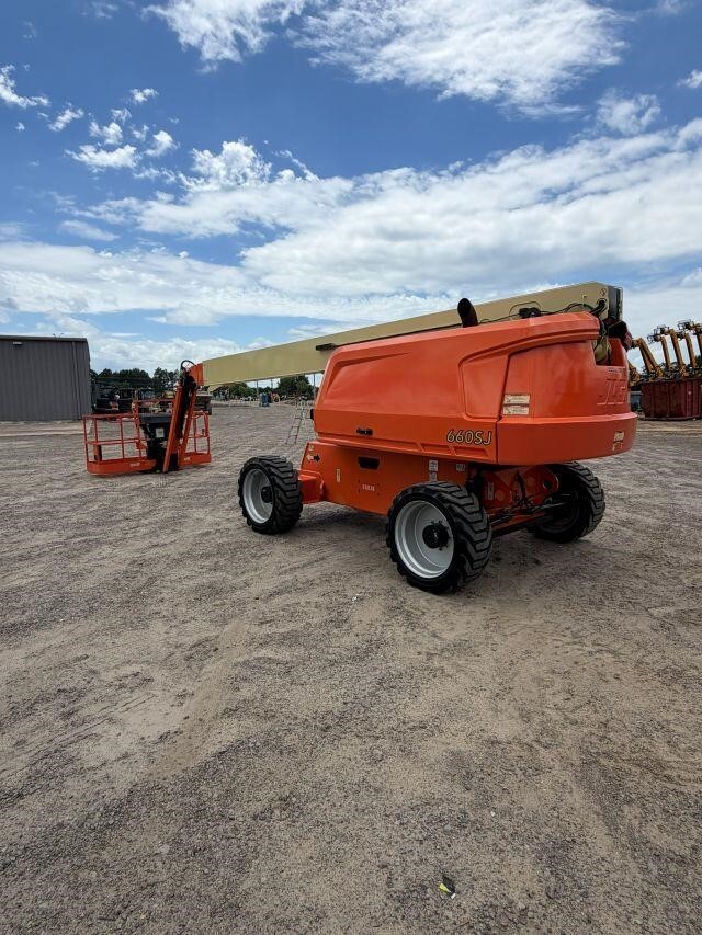 2021 JLG 660SJ-10