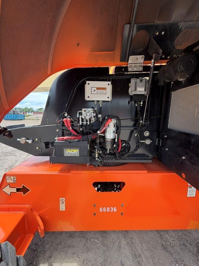 2021 JLG 660SJ-22
