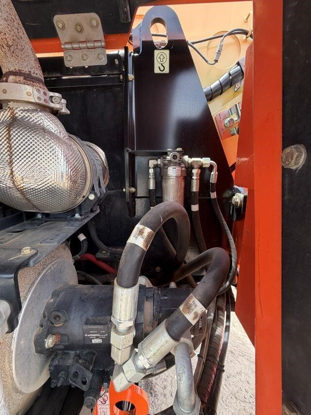 2021 JLG 660SJ-26
