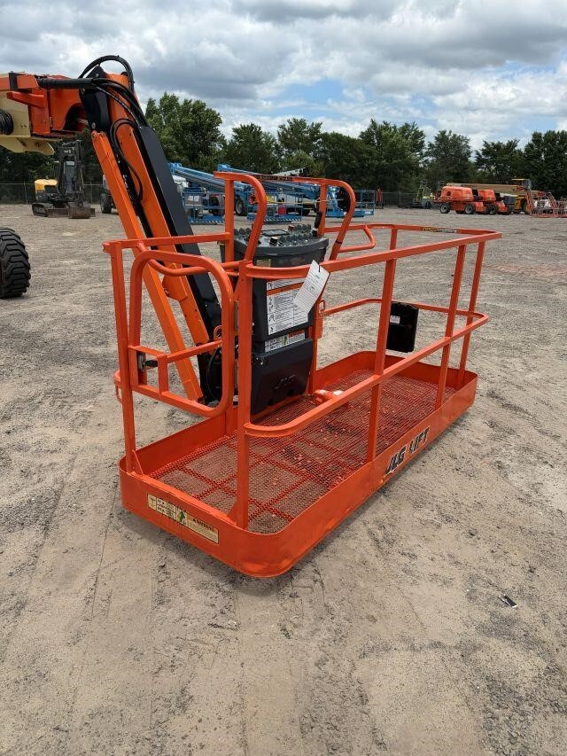 2021 JLG 660SJ-39