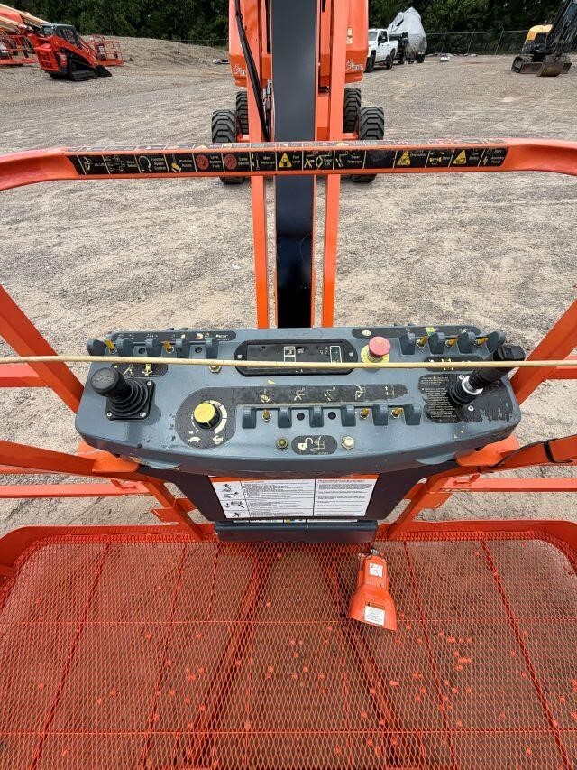 2021 JLG 660SJ-43