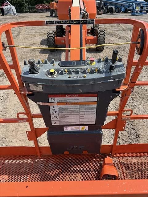 2021 JLG 460SJ-44