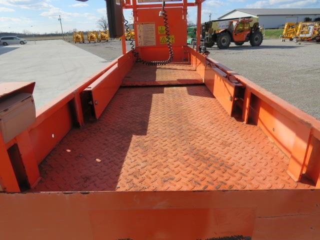 2019 JLG 2632ES-12