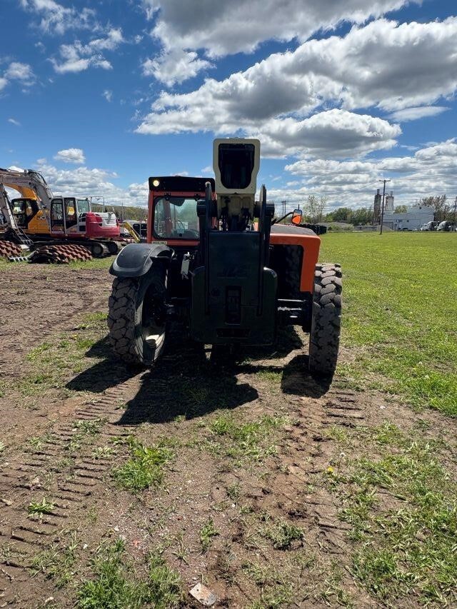 2018 JLG 943-4