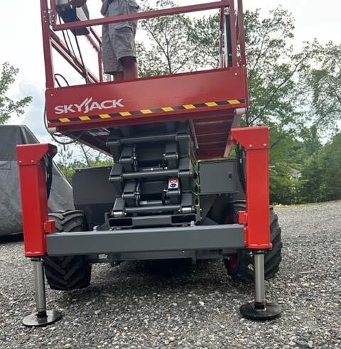 2025 Skyjack SJ-6832RT-2