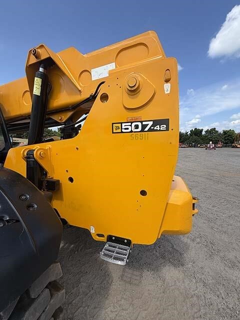 2019 JCB 507-42-4