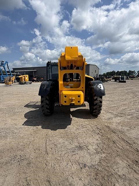 2019 JCB 507-42-6