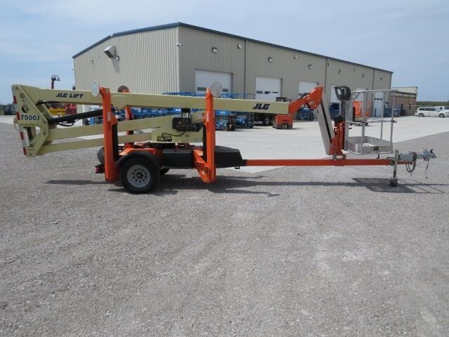 2019 JLG T500J-4