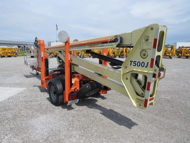 2019 JLG T500J-7