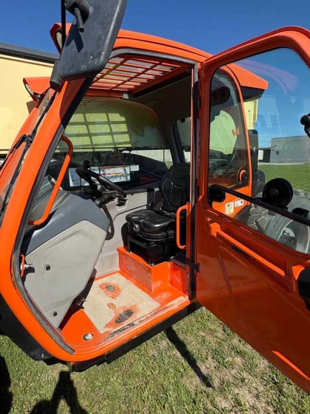 2022 JLG 1055-3