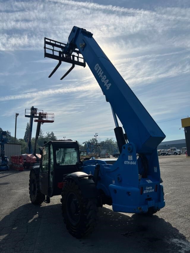 2018 Genie GTH 844-2