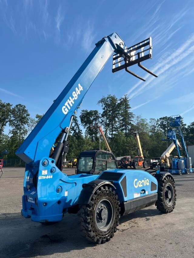 2018 Genie GTH 844-3