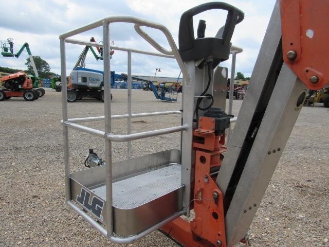 2019 JLG T500J-11
