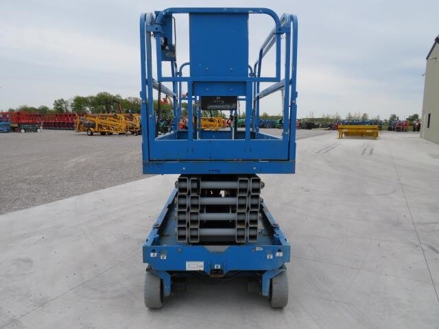 2019 Genie GS-3246-3