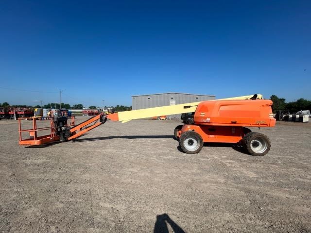 2021 JLG 660SJ