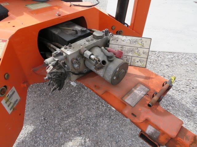 2023 JLG T350-15