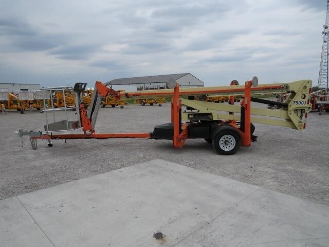 2019 JLG T500J
