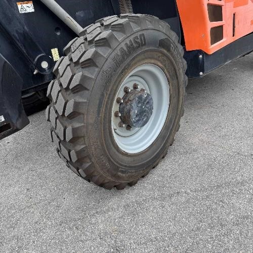 2019 JLG 1055-5