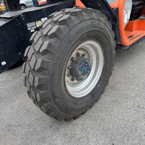 2019 JLG 1055-6