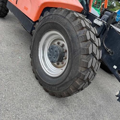 2019 JLG 1055-7