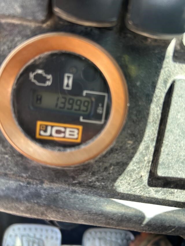 2021 JCB 507-42-5