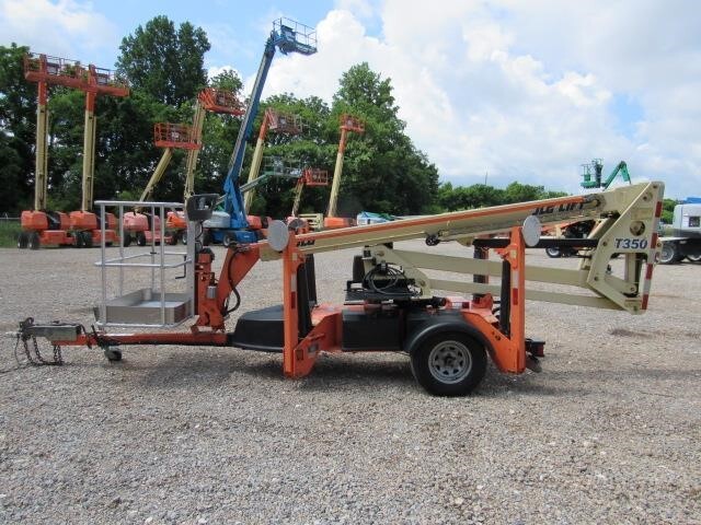2019 JLG T350