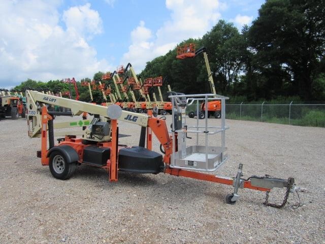 2019 JLG T350-4