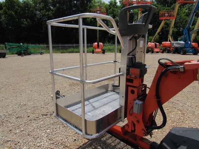 2019 JLG T350-13