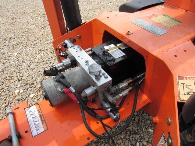 2019 JLG T350-20