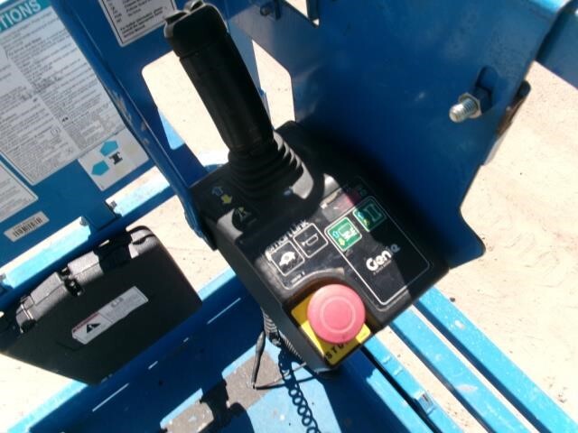 2016 Genie GS-2632-8