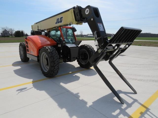 2026 JLG 943-4
