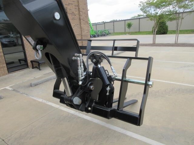 2026 JLG 943-11