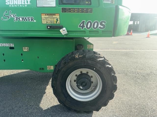 2016 JLG 400S-10