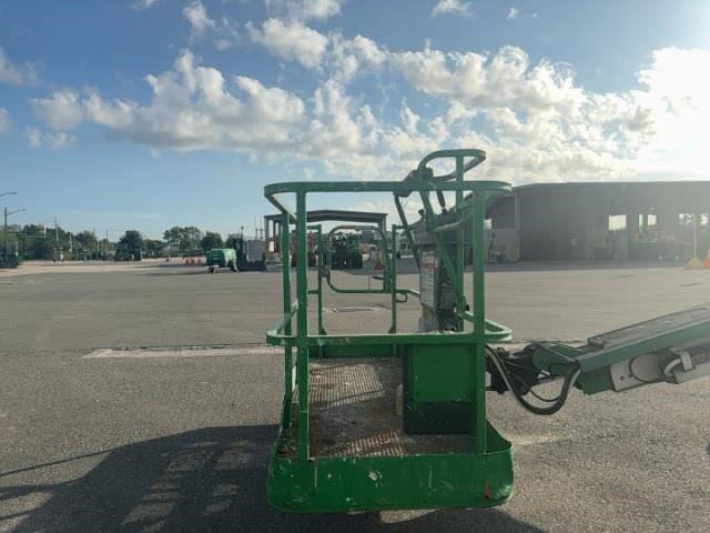 2016 JLG 400S-14