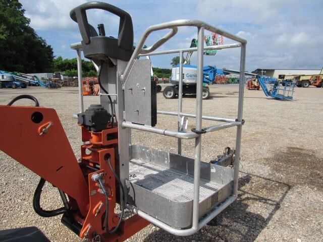 2019 JLG T350-12