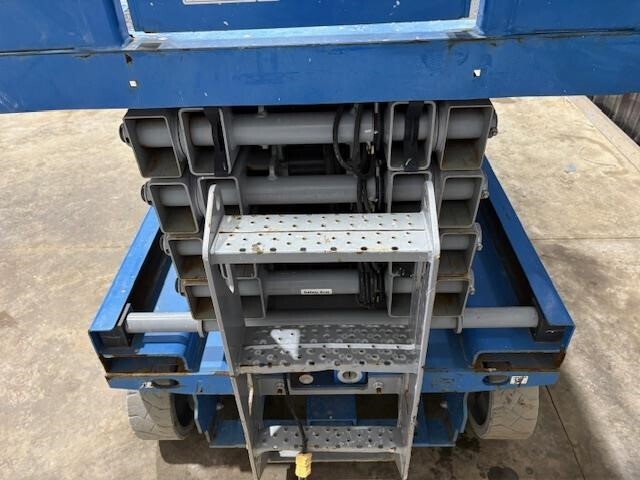 2019 Genie GS-3246-7