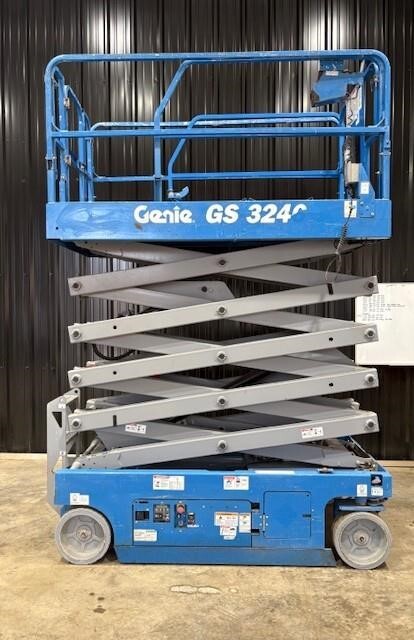 2019 Genie GS-3246-8