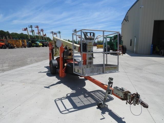 2019 JLG T350-4
