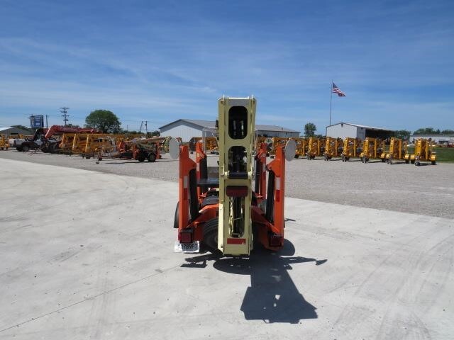 2019 JLG T350-7