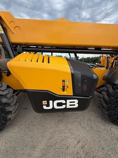 2022 JCB 510-56-33